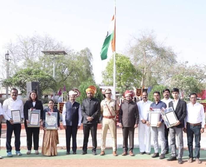 Beed maharashtra day celebration 2025