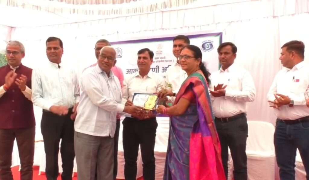 आकाशवाणी अहिल्यानगर2