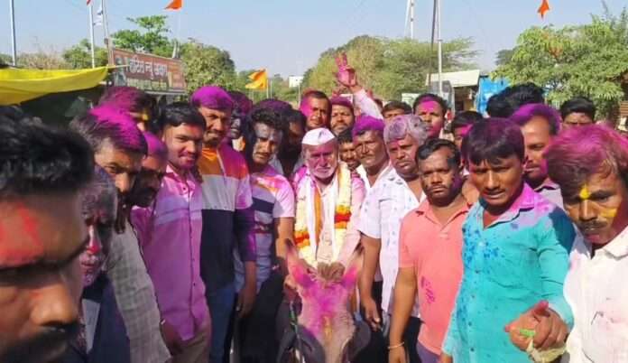 beed holi dhulivandan donkey ride