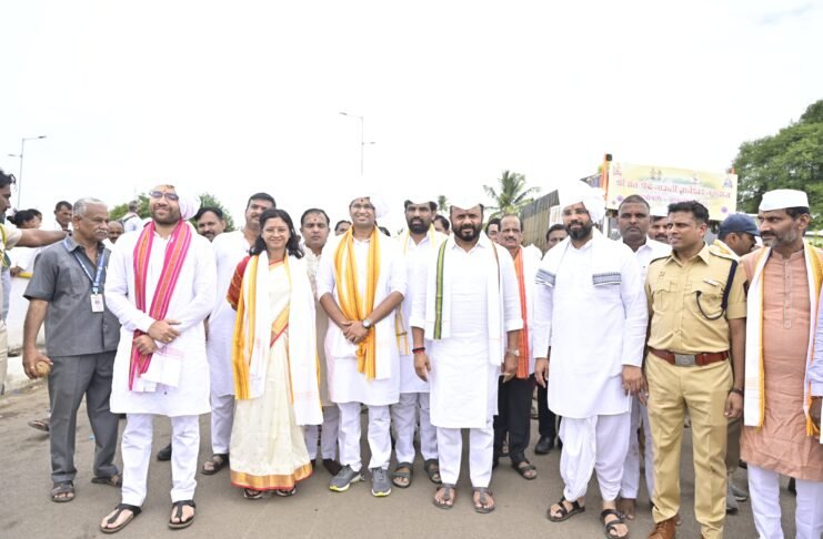 aashadhi wari ekadashi 2026 enters solapur